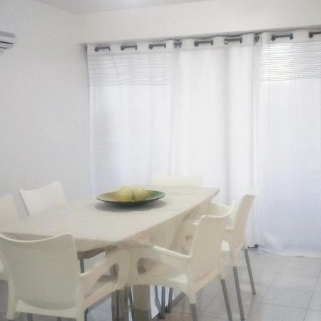 Apartamento Playa El Angel Con Balcon Pampatar Exterior photo