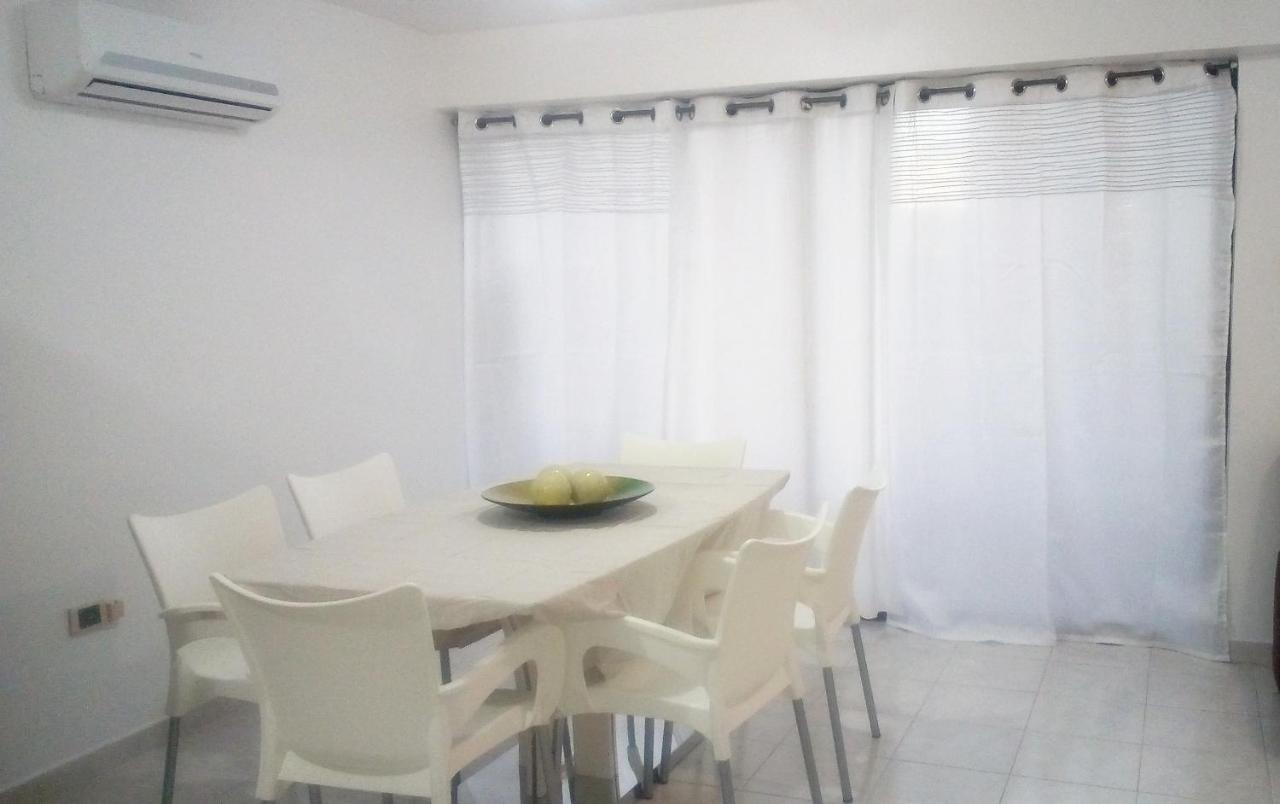 Apartamento Playa El Angel Con Balcon Pampatar Exterior photo